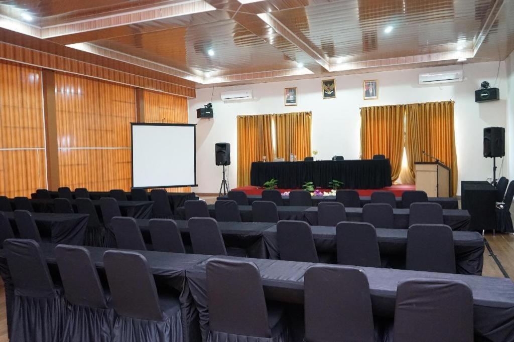 Ren'Z Hotel Bangka Island  المظهر الخارجي الصورة