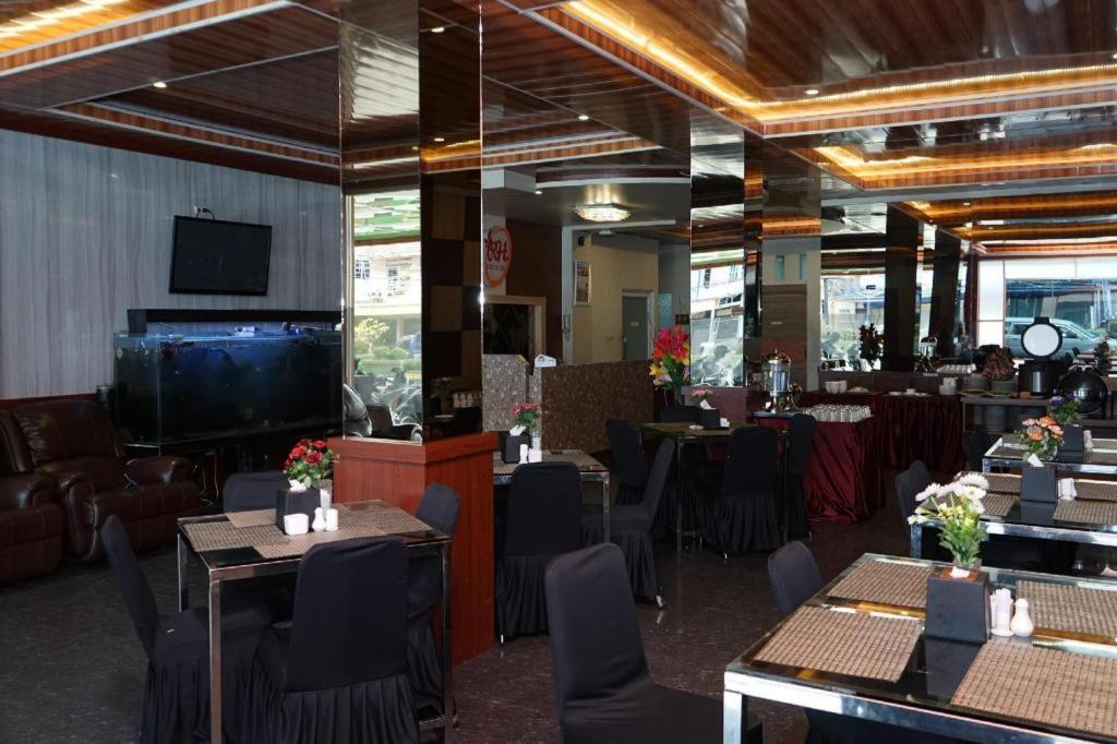 Ren'Z Hotel Bangka Island  المظهر الخارجي الصورة